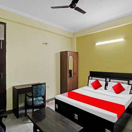 Hotel O Park View Noida Exterior photo