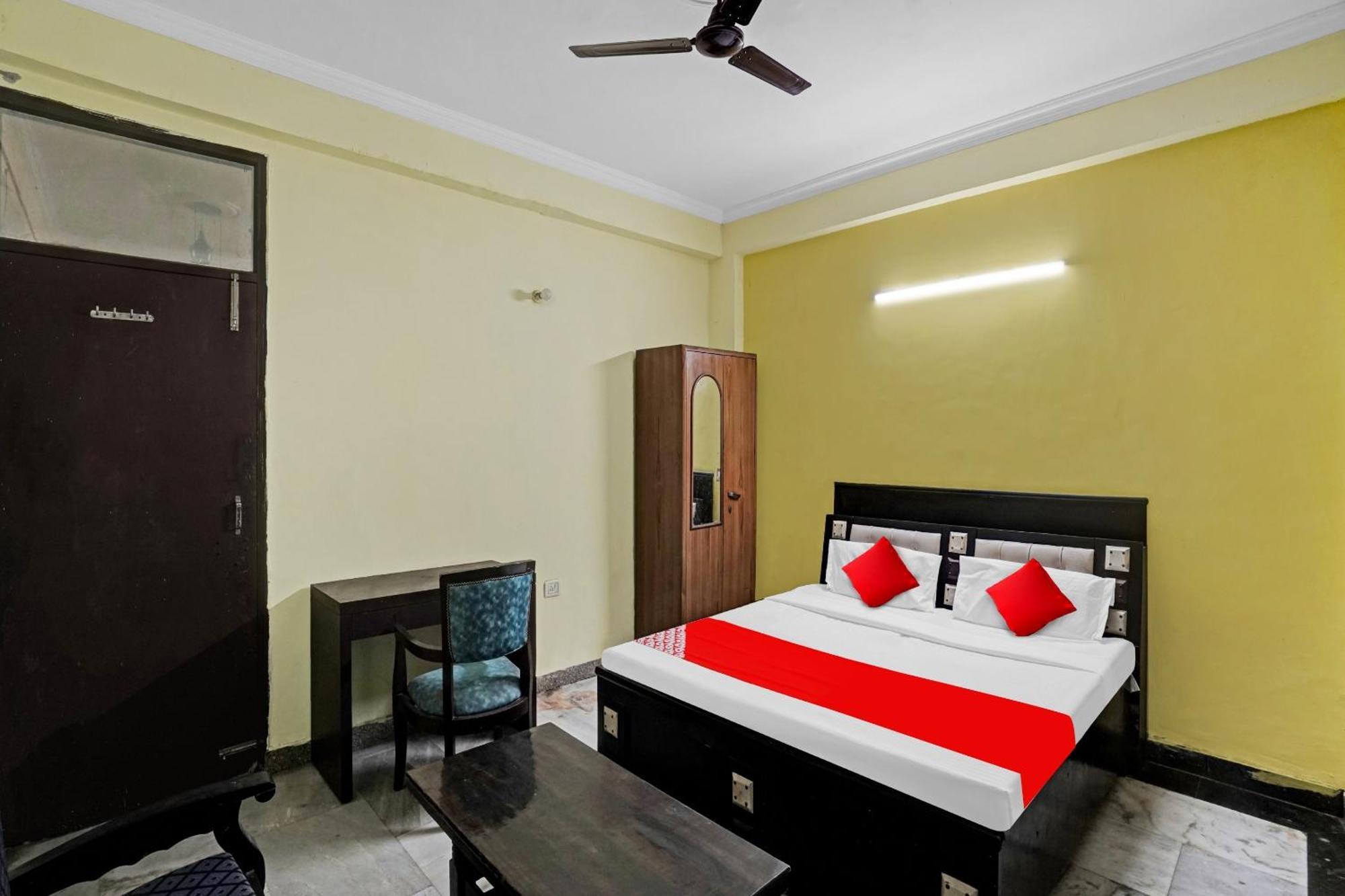 Hotel O Park View Noida Exterior photo